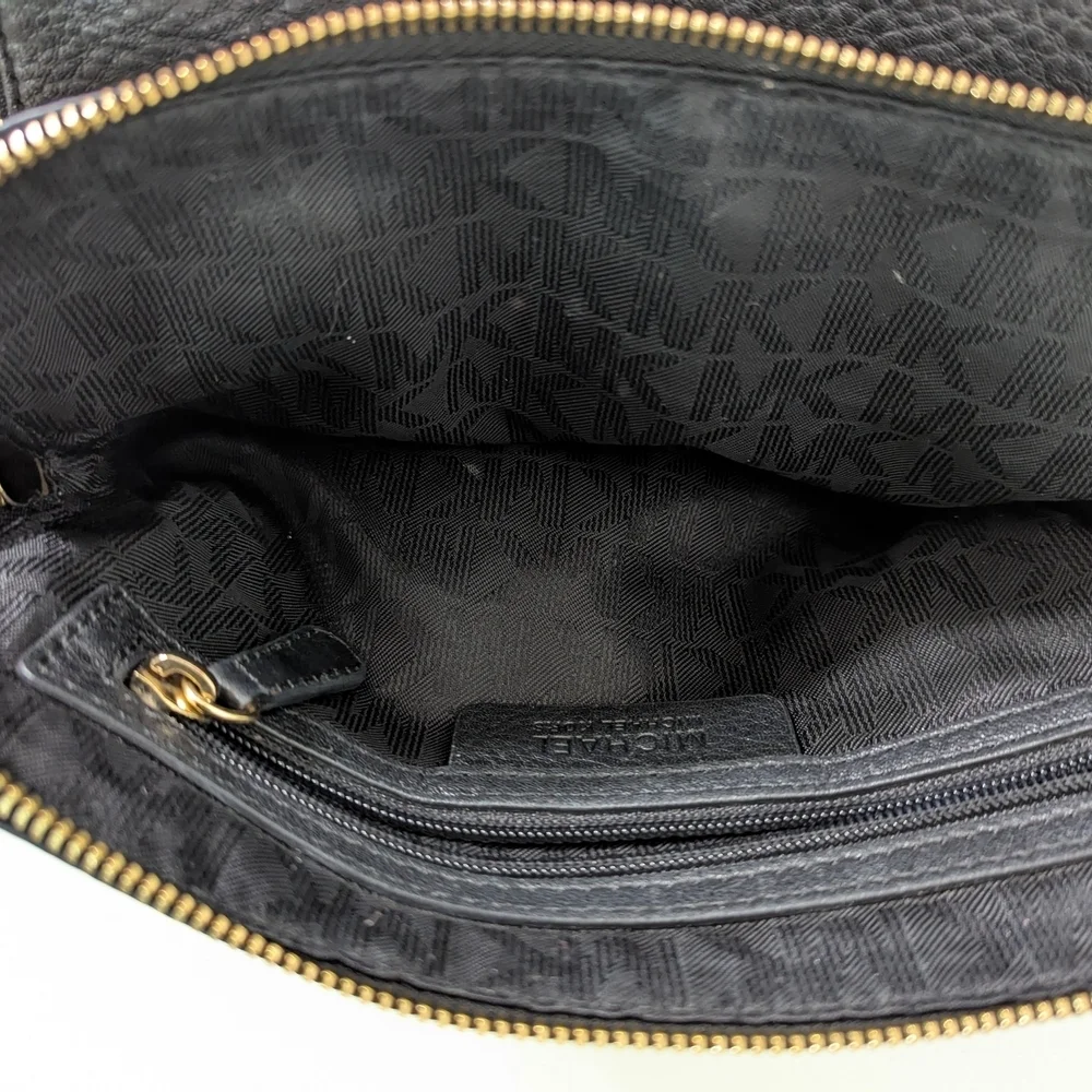 Michael Kors Jet Set Black Pebble Leather‎ Shoulder Bag  9 1/2